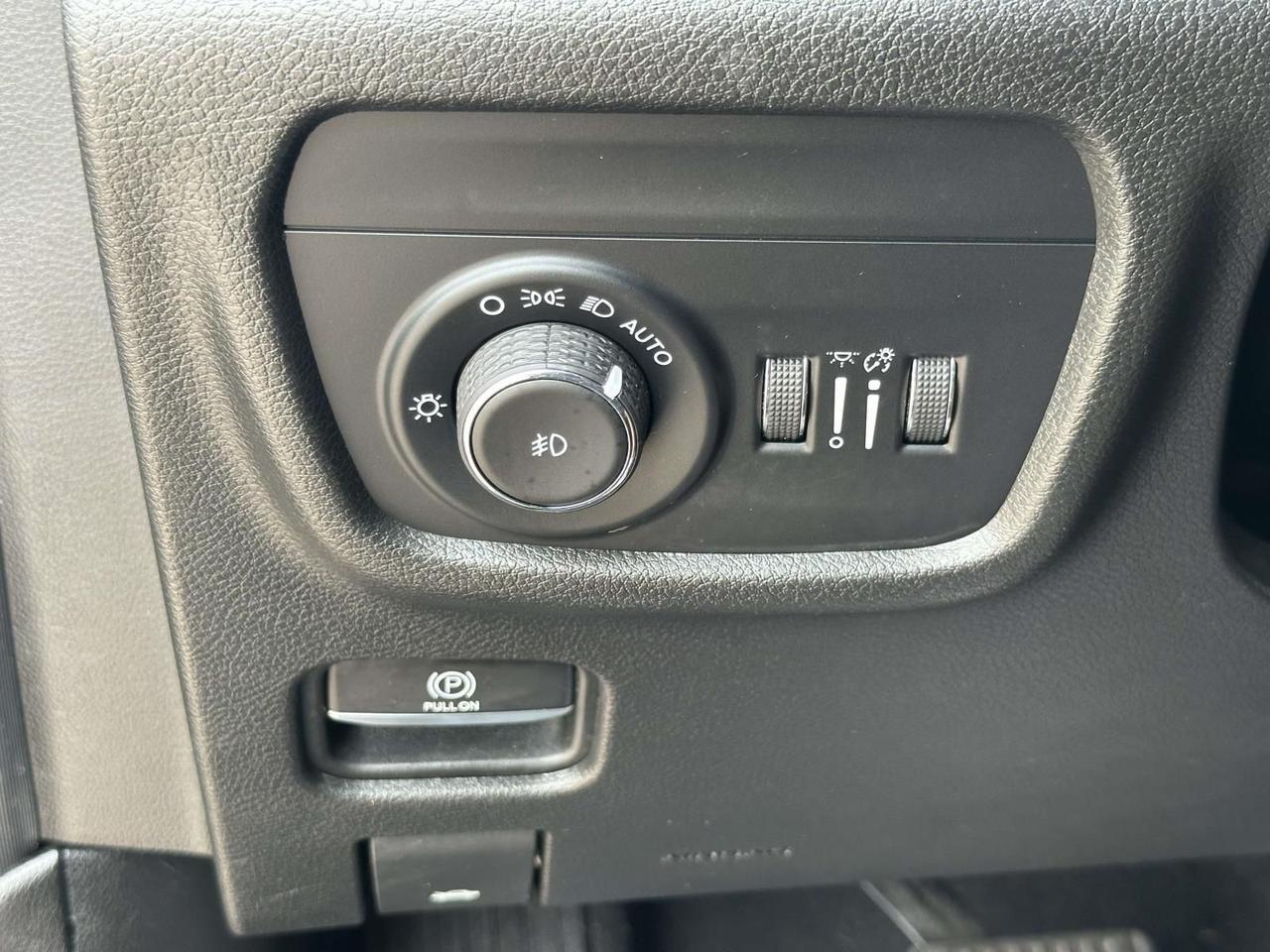 2022 Jeep Grand Cherokee Limited Alexandria VA