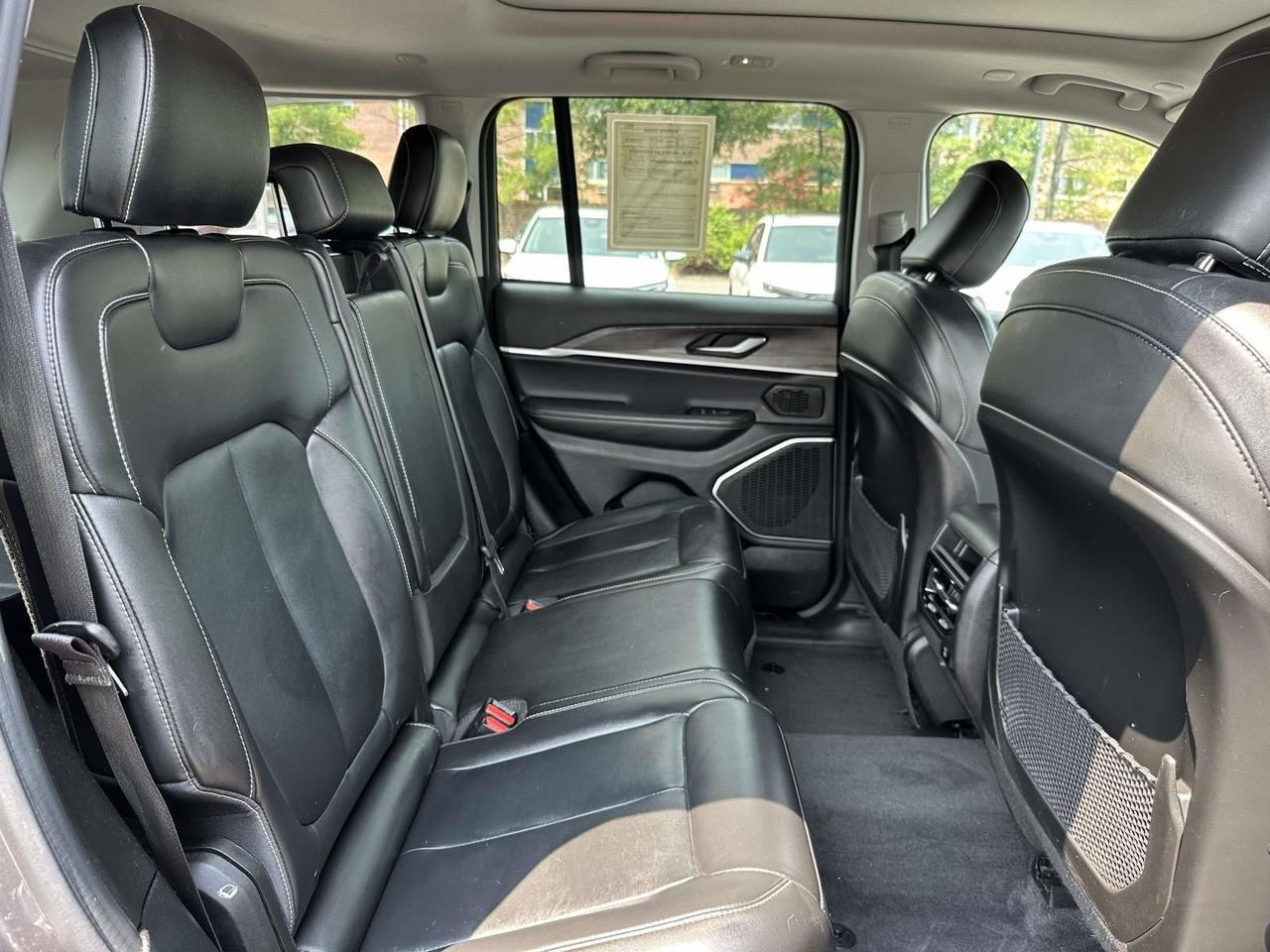 2022 Jeep Grand Cherokee Limited Alexandria VA