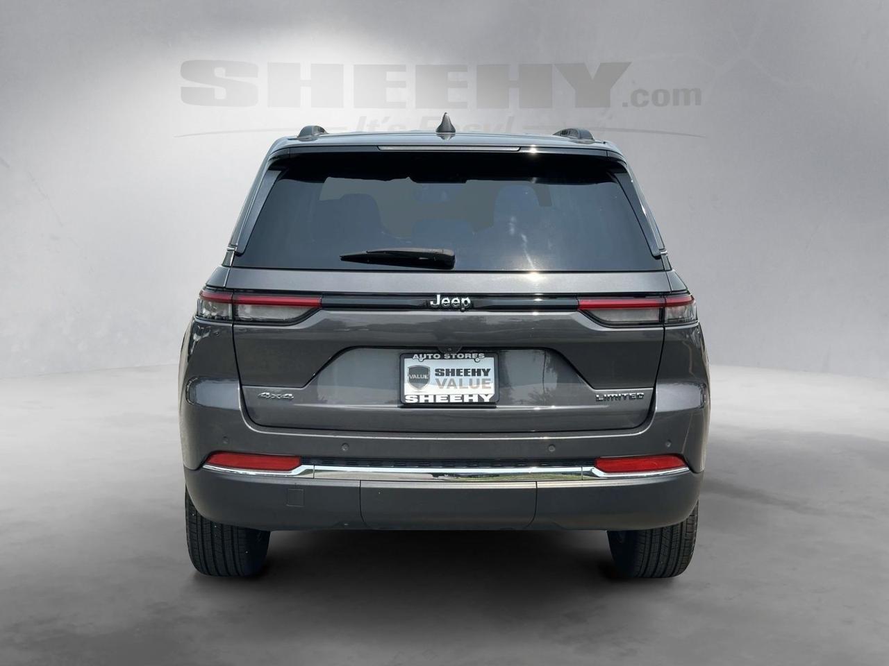 2022 Jeep Grand Cherokee Limited Alexandria VA
