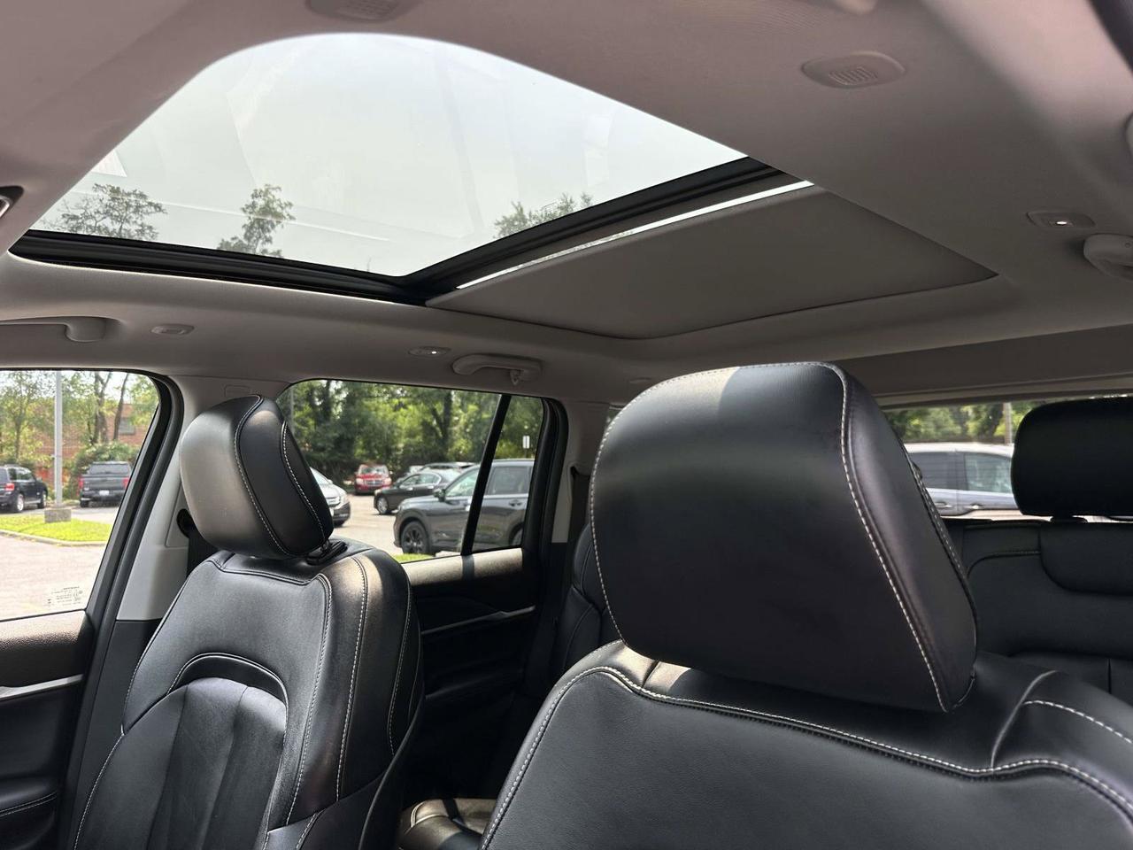 2022 Jeep Grand Cherokee Limited Alexandria VA
