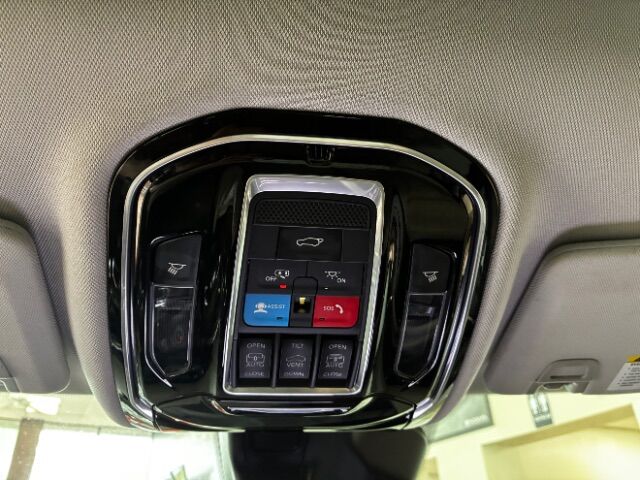 2022 Jeep Grand Cherokee Overland 4x2 Kannapolis NC