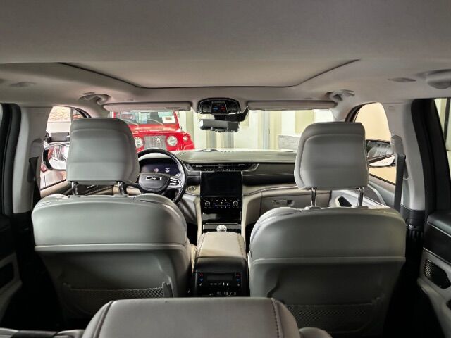 2022 Jeep Grand Cherokee Overland 4x2 Kannapolis NC