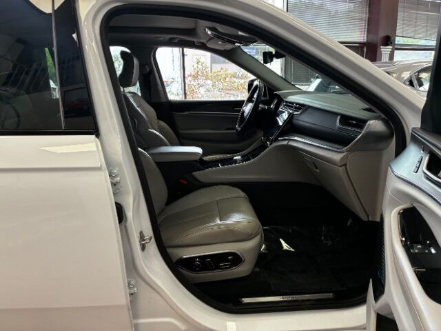 2022 Jeep Grand Cherokee Overland 4x2 Kannapolis NC