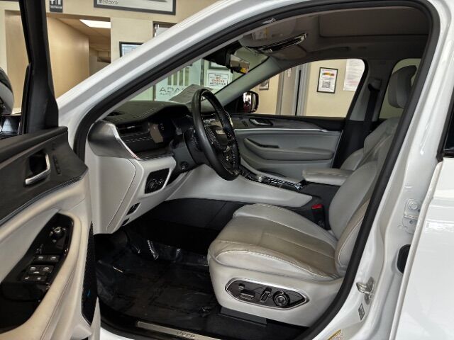 2022 Jeep Grand Cherokee Overland 4x2 Kannapolis NC