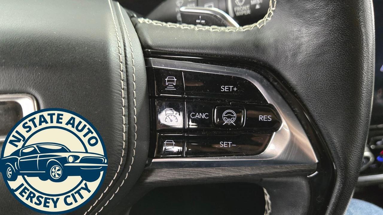 2022 Jeep Grand Cherokee Overland 4xe Jersey City NJ