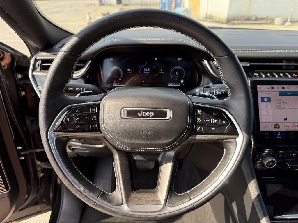 2022 Jeep Grand Cherokee Overland Crestwood KY