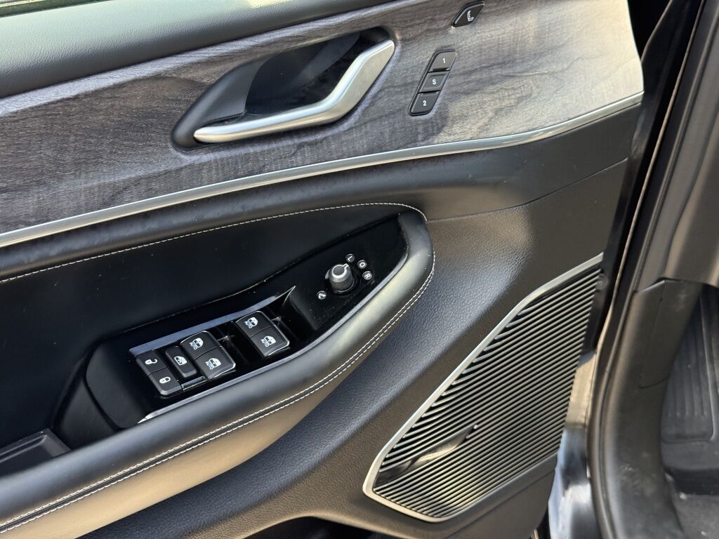 2022 Jeep Grand Cherokee Overland Crestwood KY