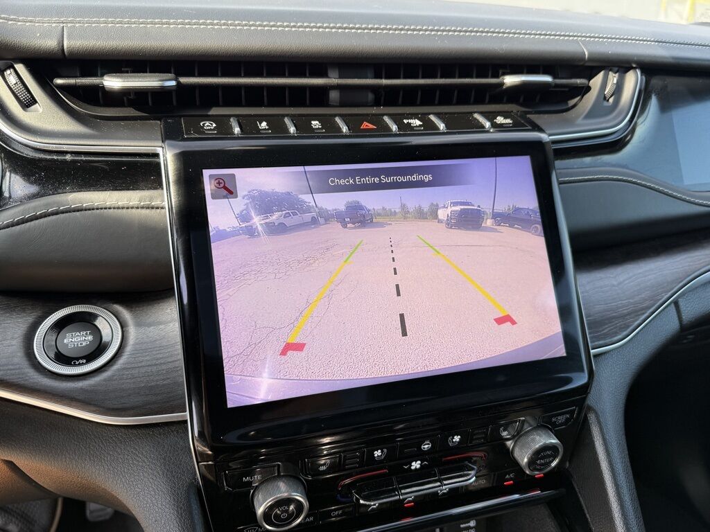 2022 Jeep Grand Cherokee Overland Crestwood KY
