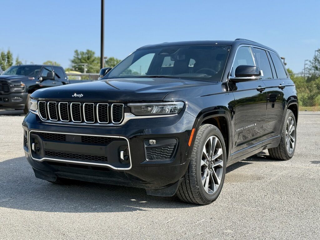 2022 Jeep Grand Cherokee Overland Crestwood KY