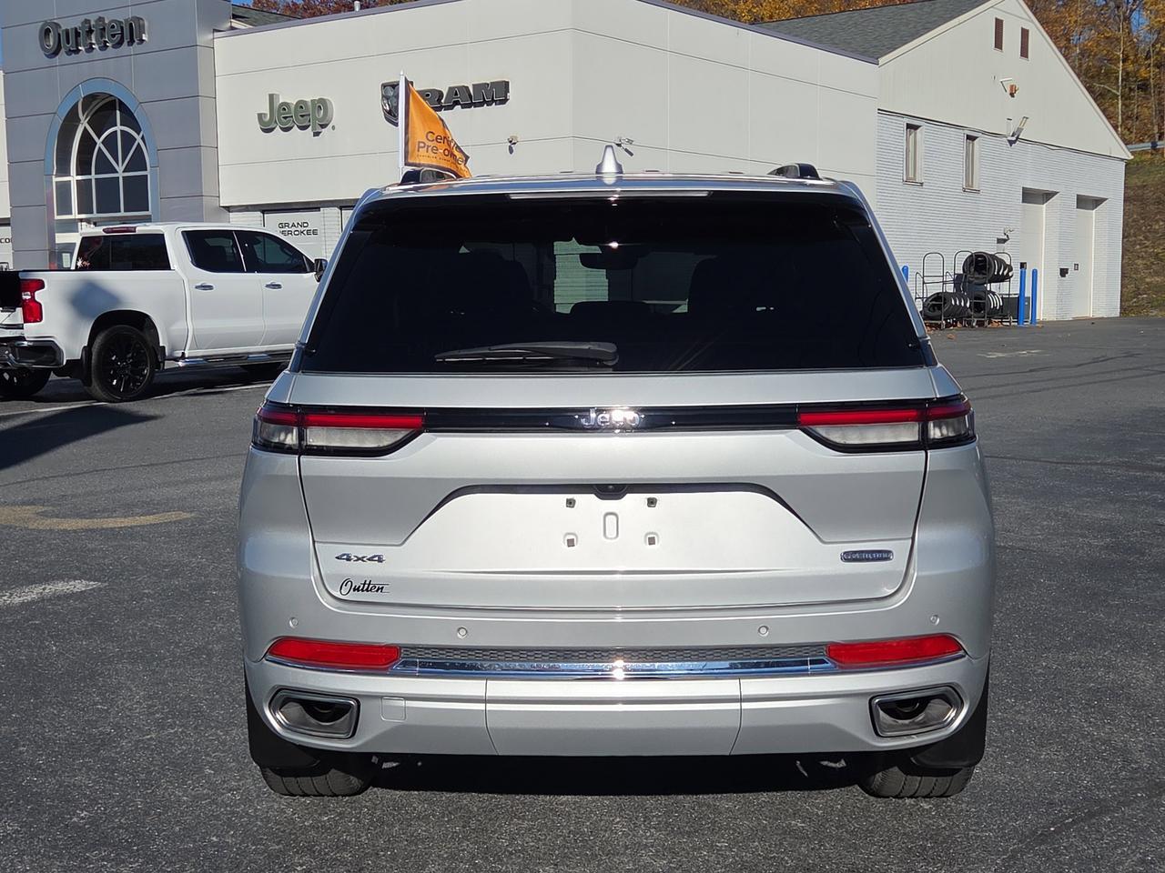 2022 Jeep Grand Cherokee Overland Hamburg PA