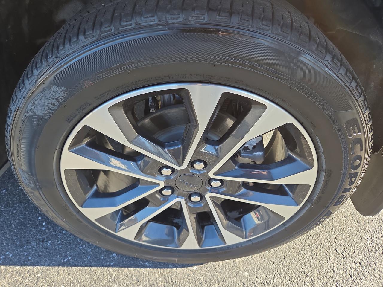 2022 Jeep Grand Cherokee Overland Hamburg PA