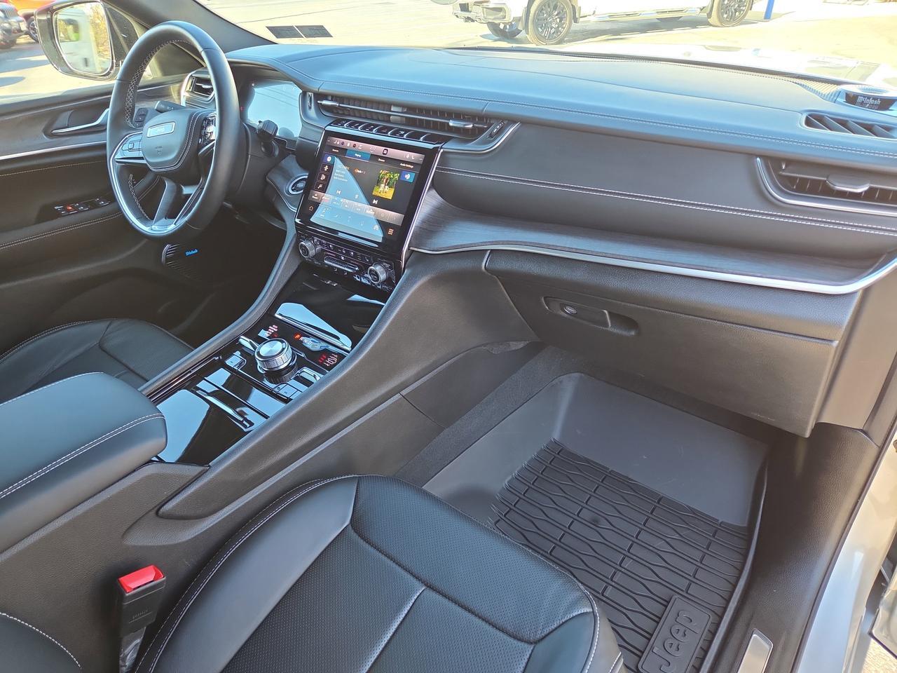 2022 Jeep Grand Cherokee Overland Hamburg PA