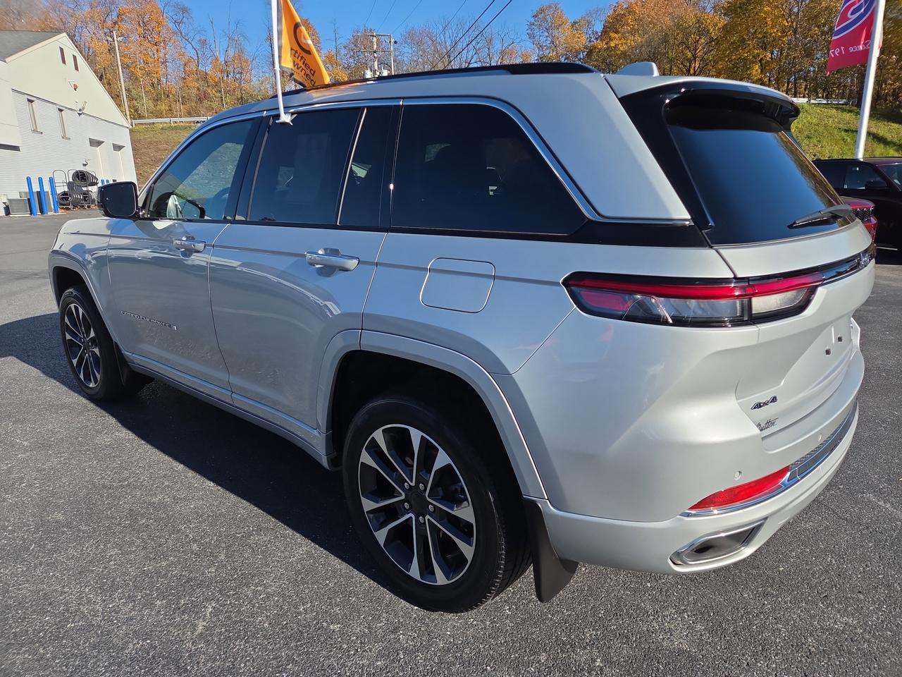 2022 Jeep Grand Cherokee Overland Hamburg PA