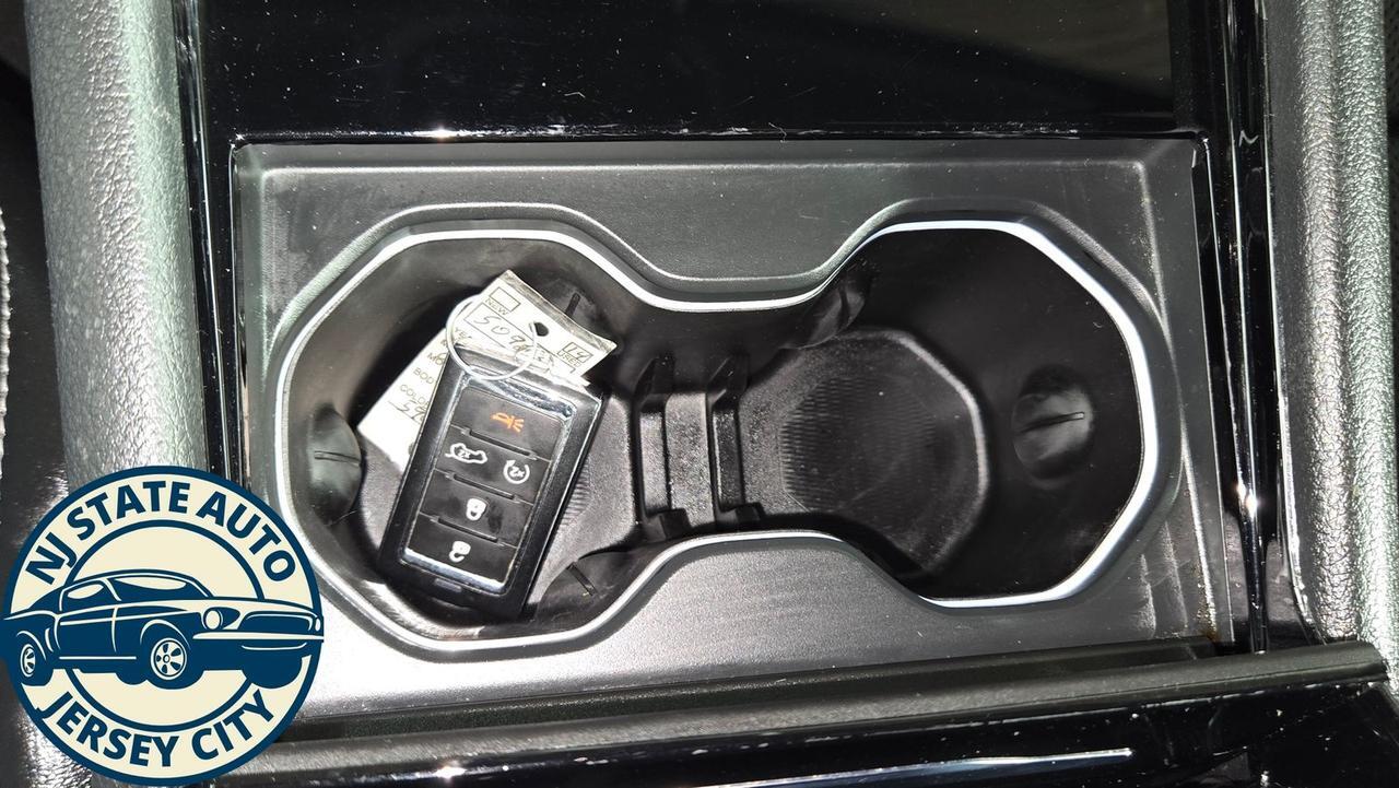 2022 Jeep Grand Cherokee Overland Jersey City NJ