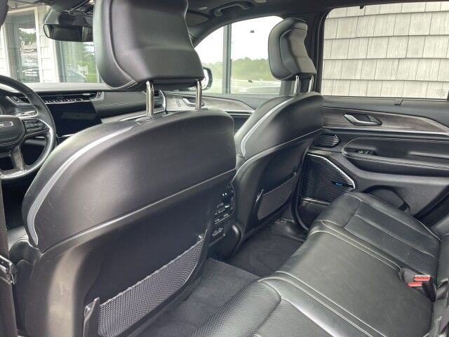 2022 Jeep Grand Cherokee Overland Marshfield MA
