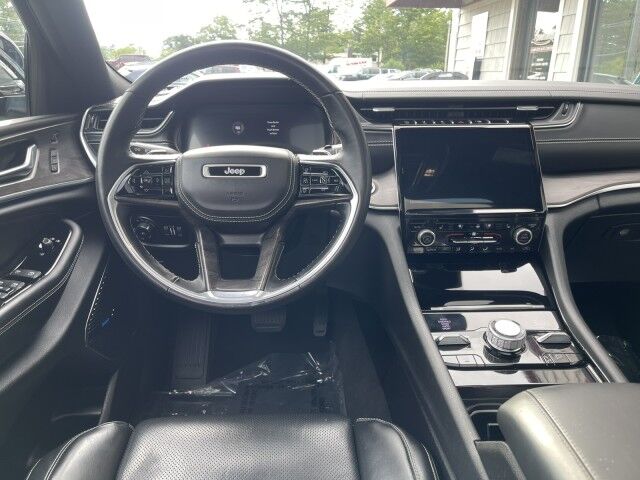 2022 Jeep Grand Cherokee Overland Marshfield MA
