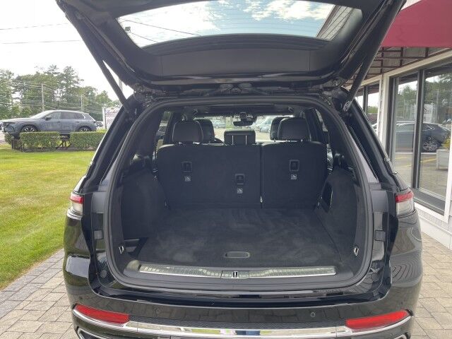 2022 Jeep Grand Cherokee Overland Marshfield MA