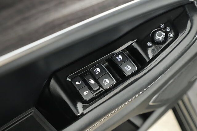 2022 Jeep Grand Cherokee Overland New Braunfels TX