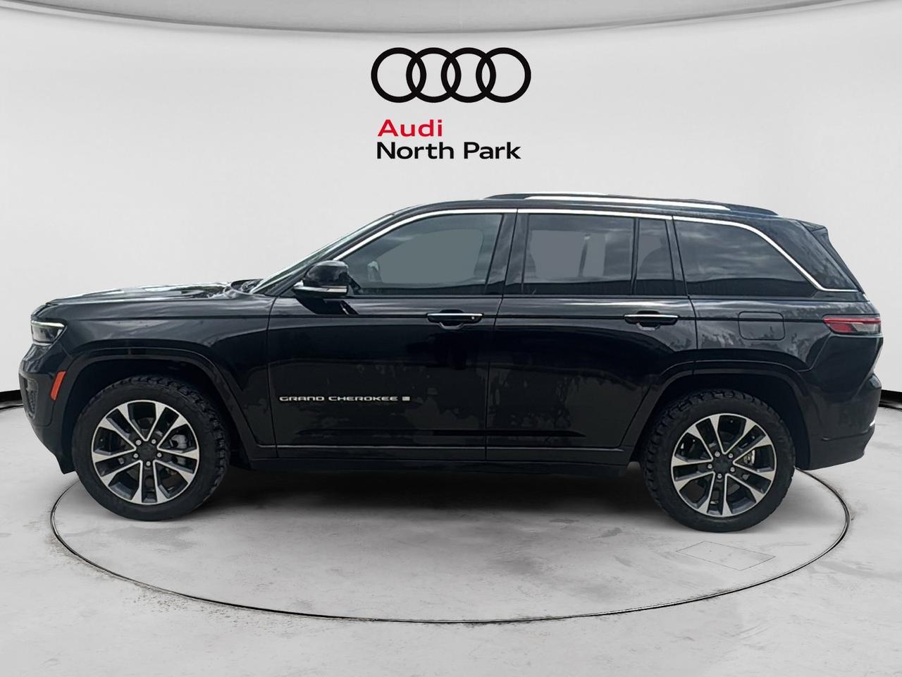 2022 Jeep Grand Cherokee Overland  Selma TX