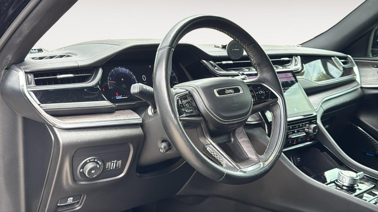 2022 Jeep Grand Cherokee Overland  Selma TX