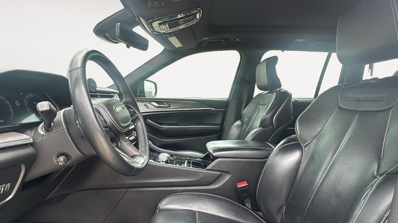2022 Jeep Grand Cherokee Overland  Selma TX