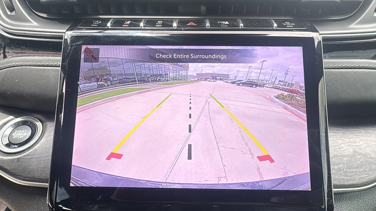 2022 Jeep Grand Cherokee Overland  Selma TX