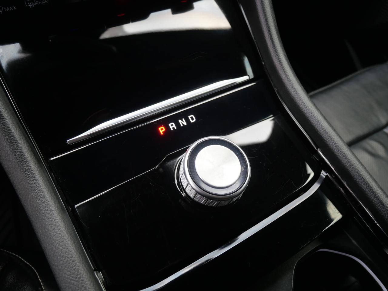 2022 Jeep Grand Cherokee Overland San Juan TX