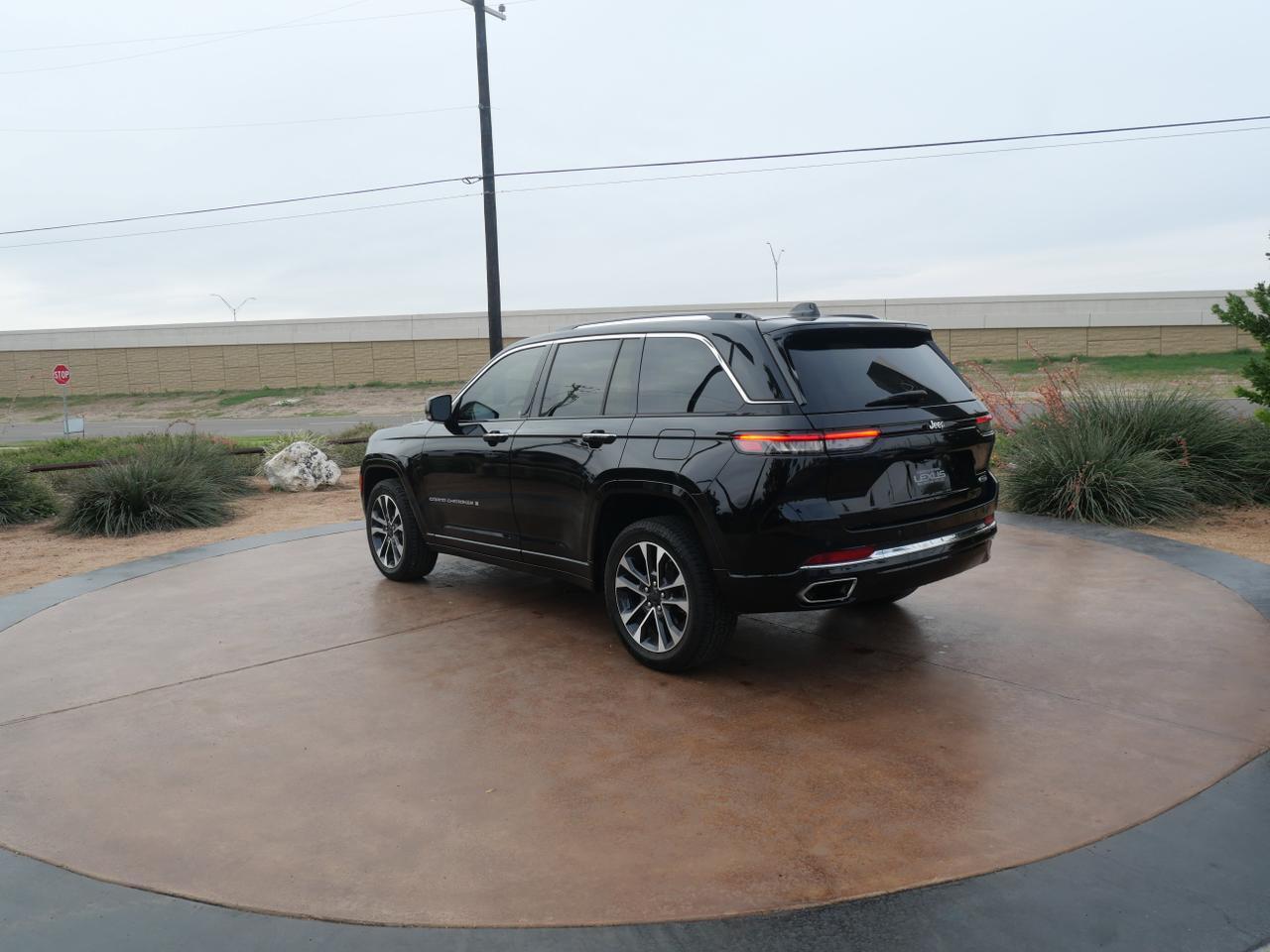 2022 Jeep Grand Cherokee Overland San Juan TX