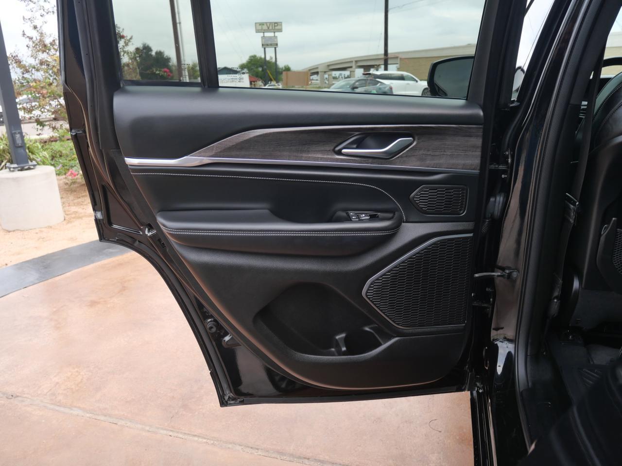 2022 Jeep Grand Cherokee Overland San Juan TX