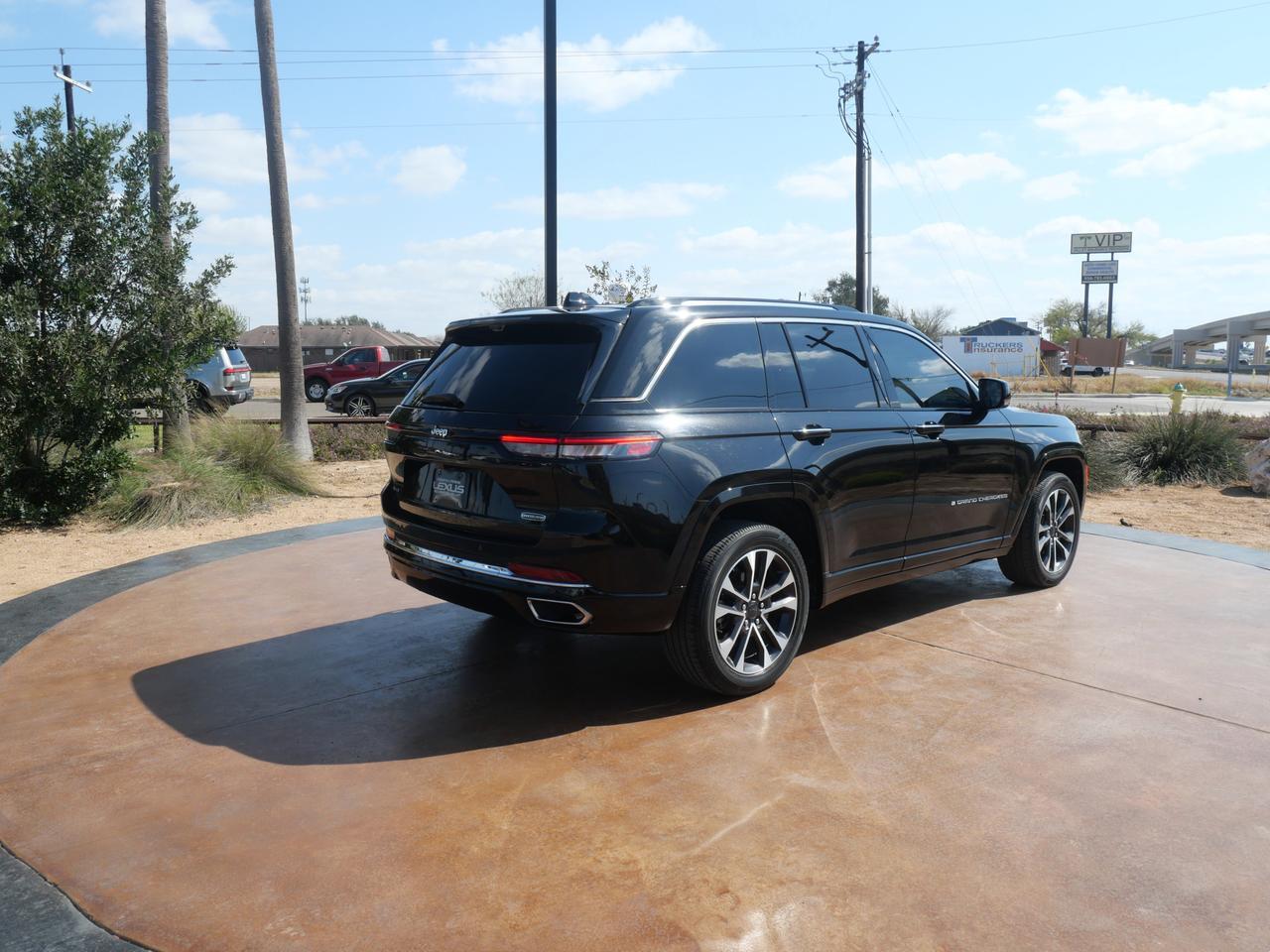 2022 Jeep Grand Cherokee Overland