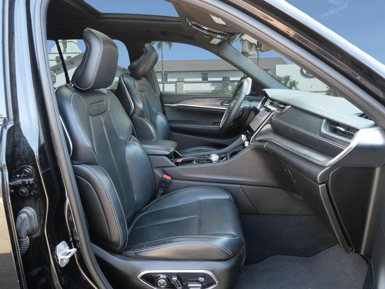 2022 Jeep Grand Cherokee Overland San Juan TX