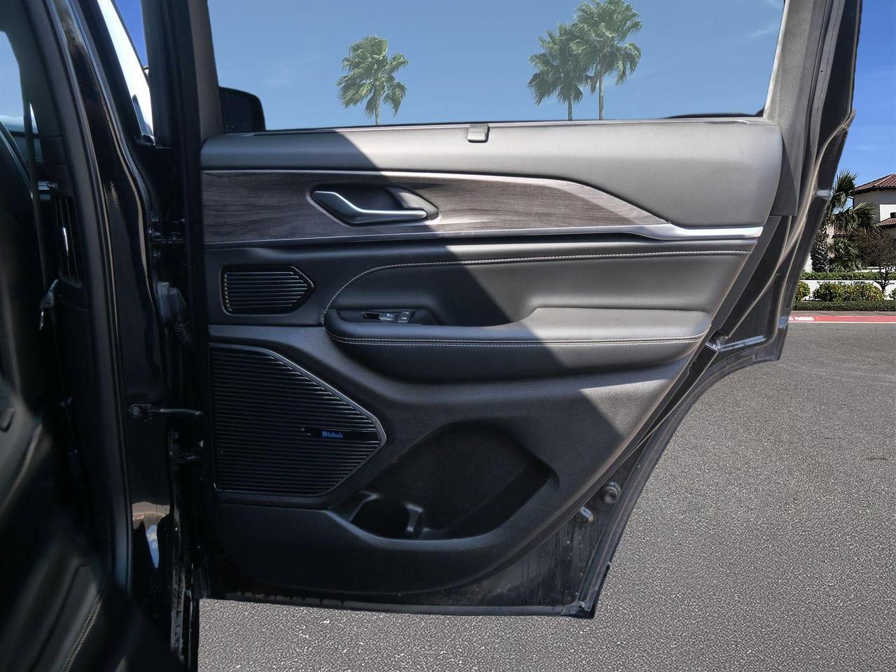 2022 Jeep Grand Cherokee Overland San Juan TX