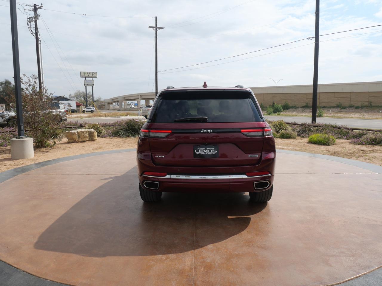 2022 Jeep Grand Cherokee Overland
