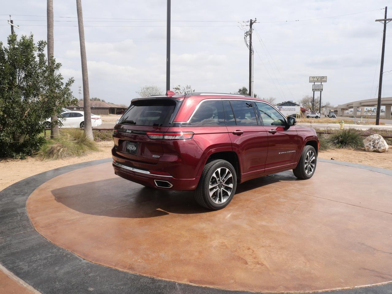 2022 Jeep Grand Cherokee Overland