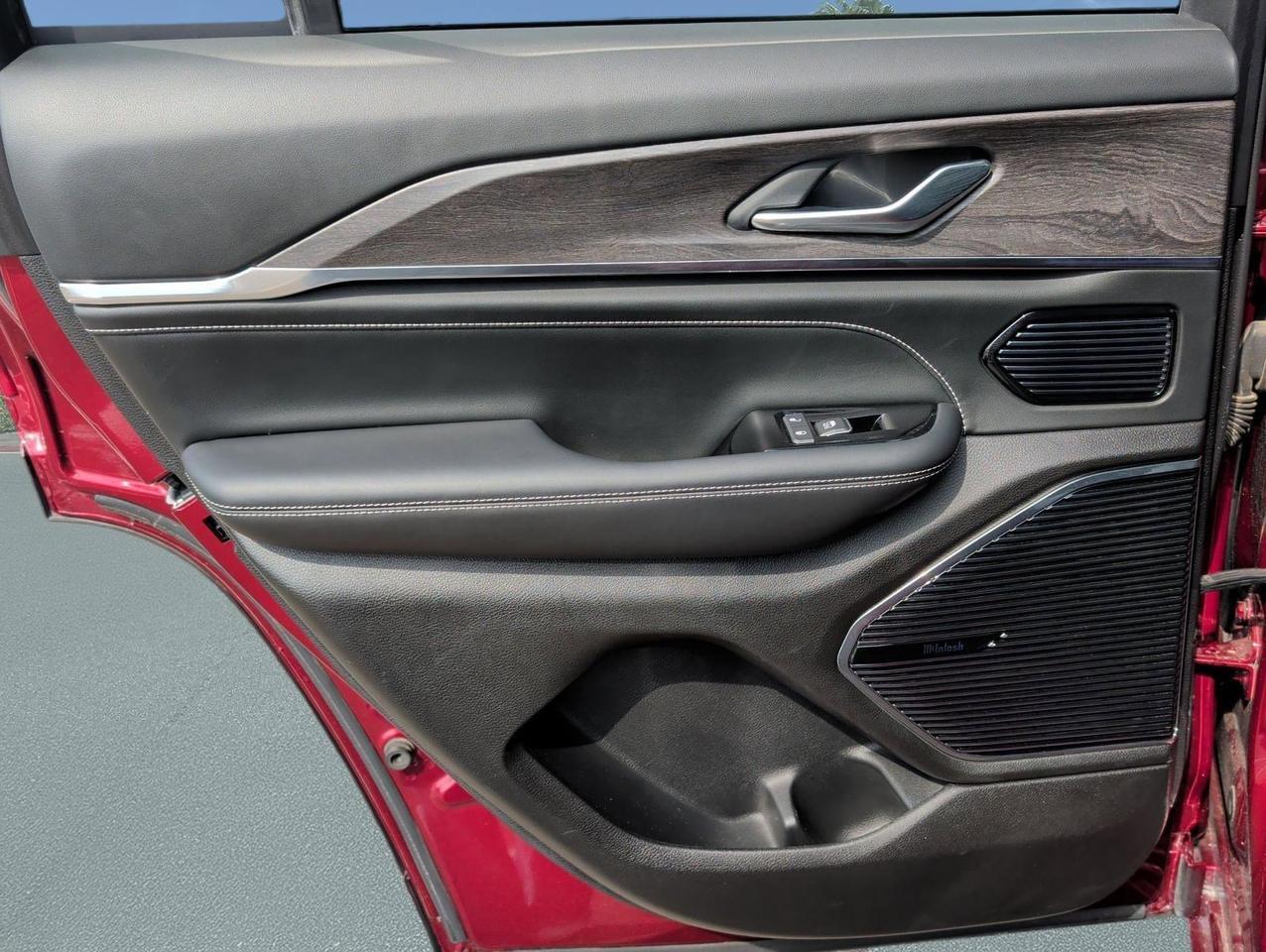 2022 Jeep Grand Cherokee Overland San Juan TX