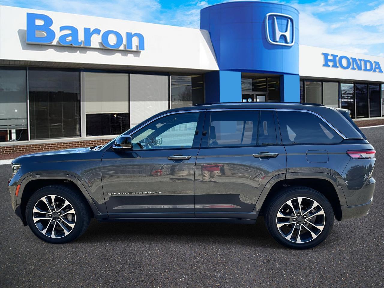 2022 Jeep Grand Cherokee Overland