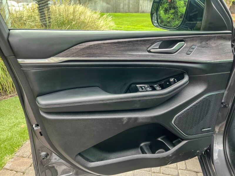2022 Jeep Grand Cherokee Overland Wilmington NC