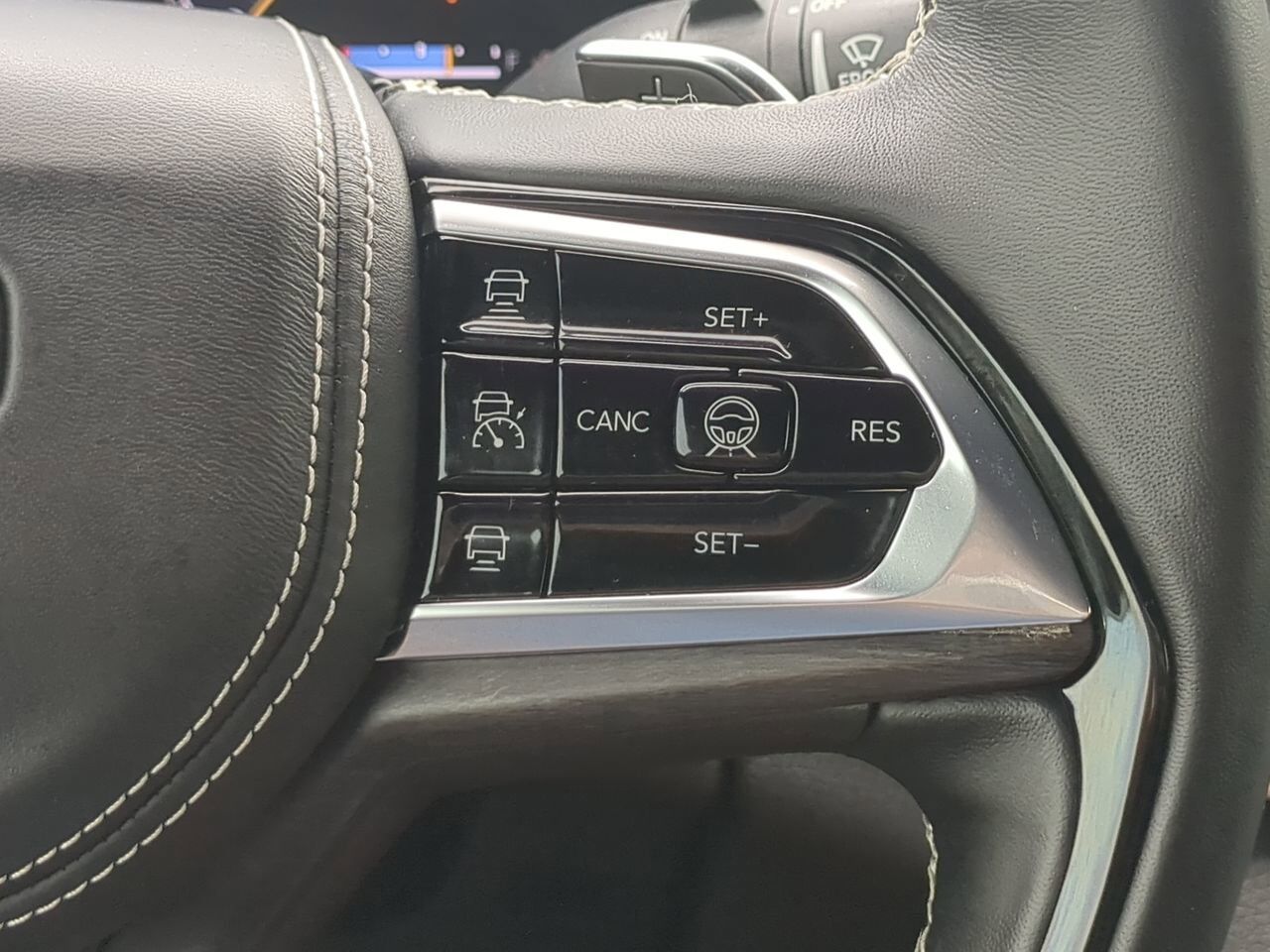 2022 Jeep Grand Cherokee Overland Winder GA