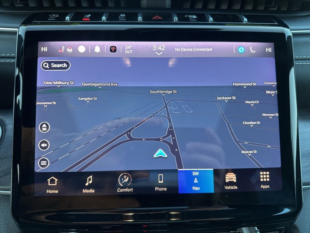 2022 Jeep Grand Cherokee Overland Worcester MA