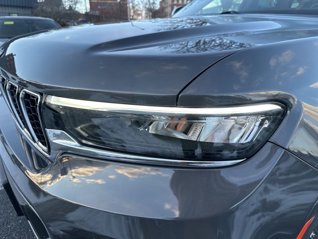 2022 Jeep Grand Cherokee Overland Worcester MA