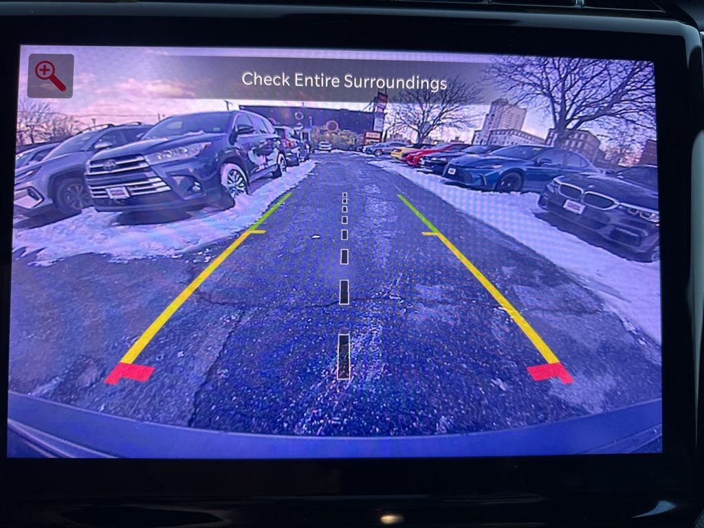 2022 Jeep Grand Cherokee Overland Worcester MA