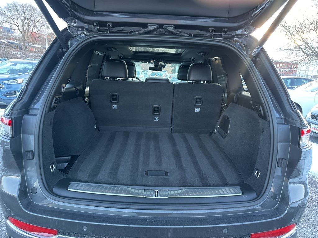 2022 Jeep Grand Cherokee Overland Worcester MA