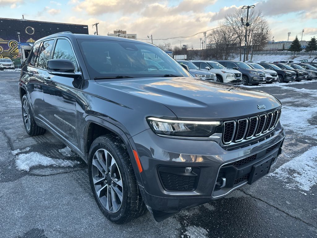 2022 Jeep Grand Cherokee Overland Worcester MA