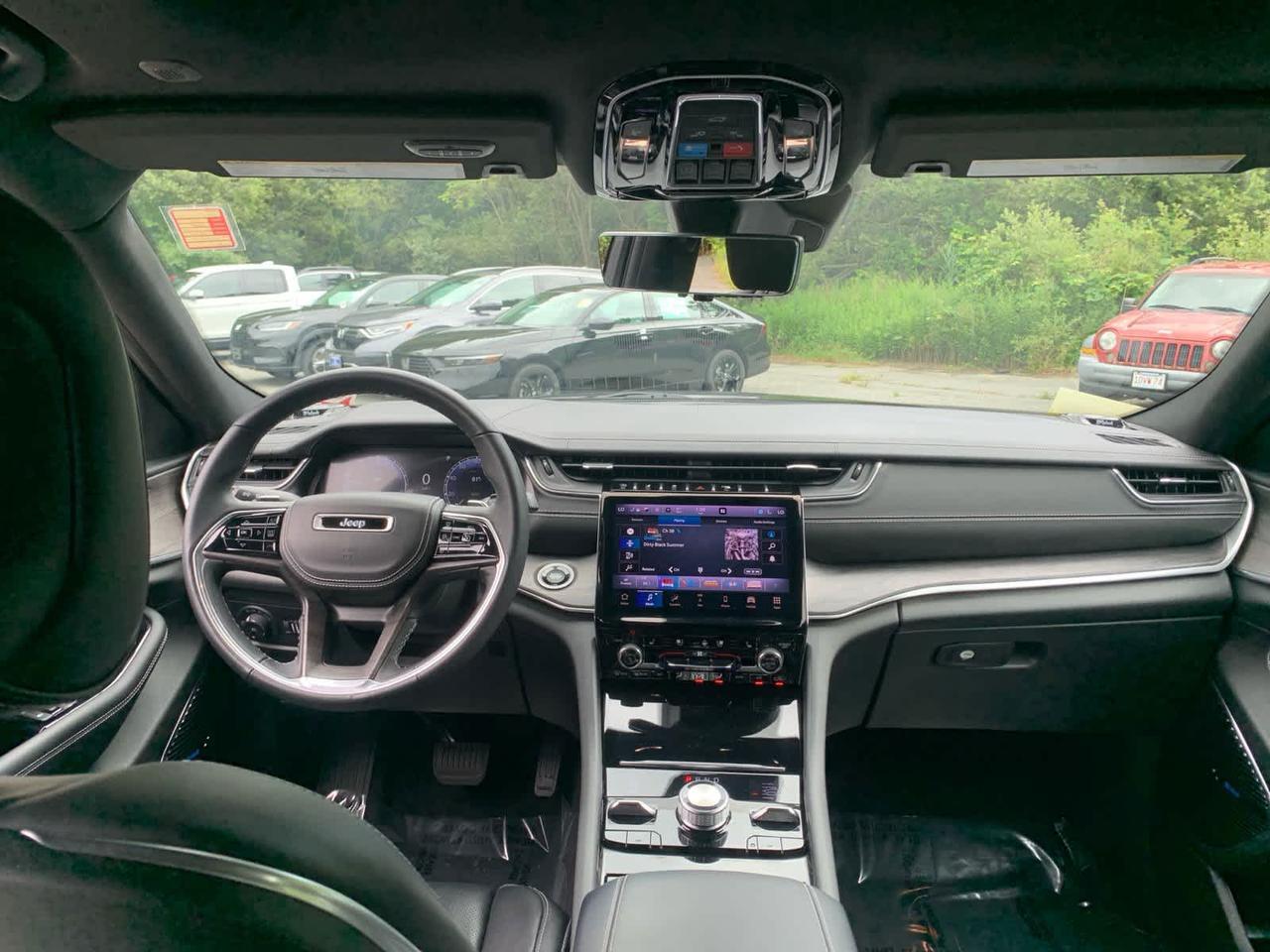2022 Jeep Grand Cherokee Overland Dartmouth MA