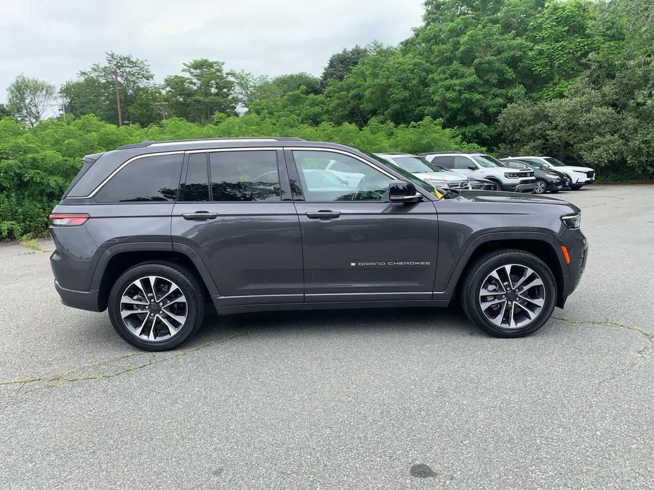 2022 Jeep Grand Cherokee Overland Dartmouth MA