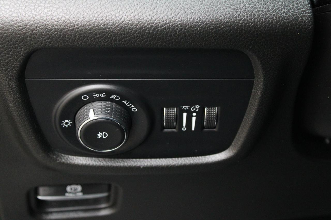 2022 Jeep Grand Cherokee Overland Stafford VA
