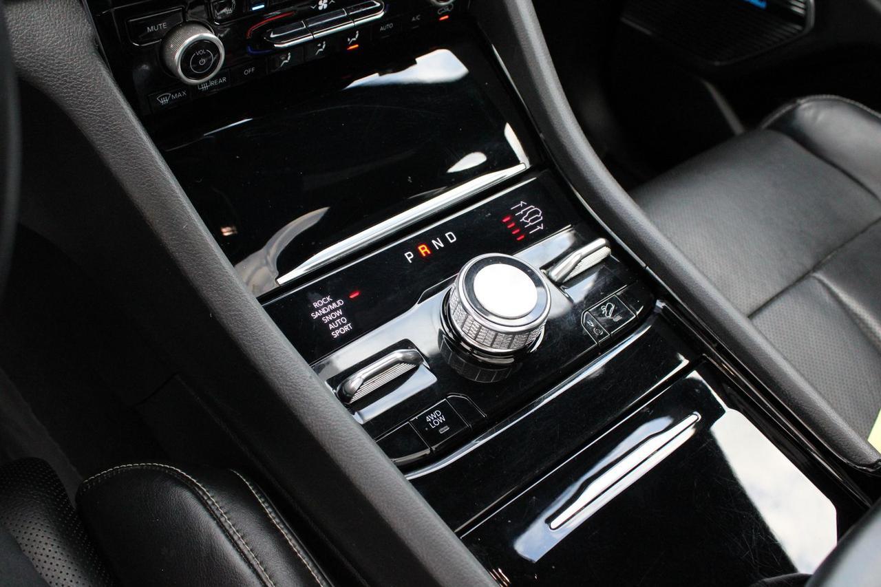 2022 Jeep Grand Cherokee Overland Stafford VA