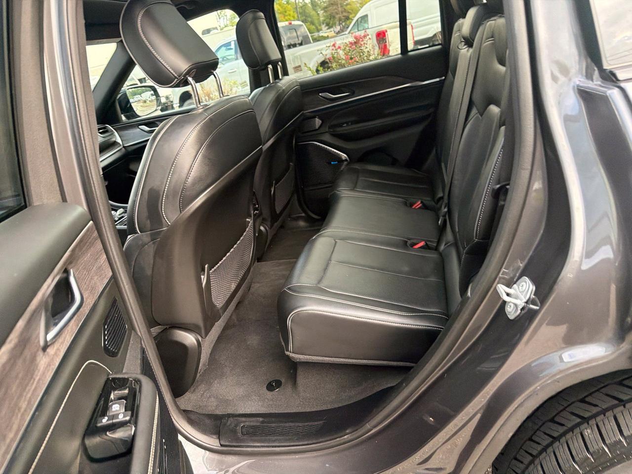 2022 Jeep Grand Cherokee Overland Ashland VA