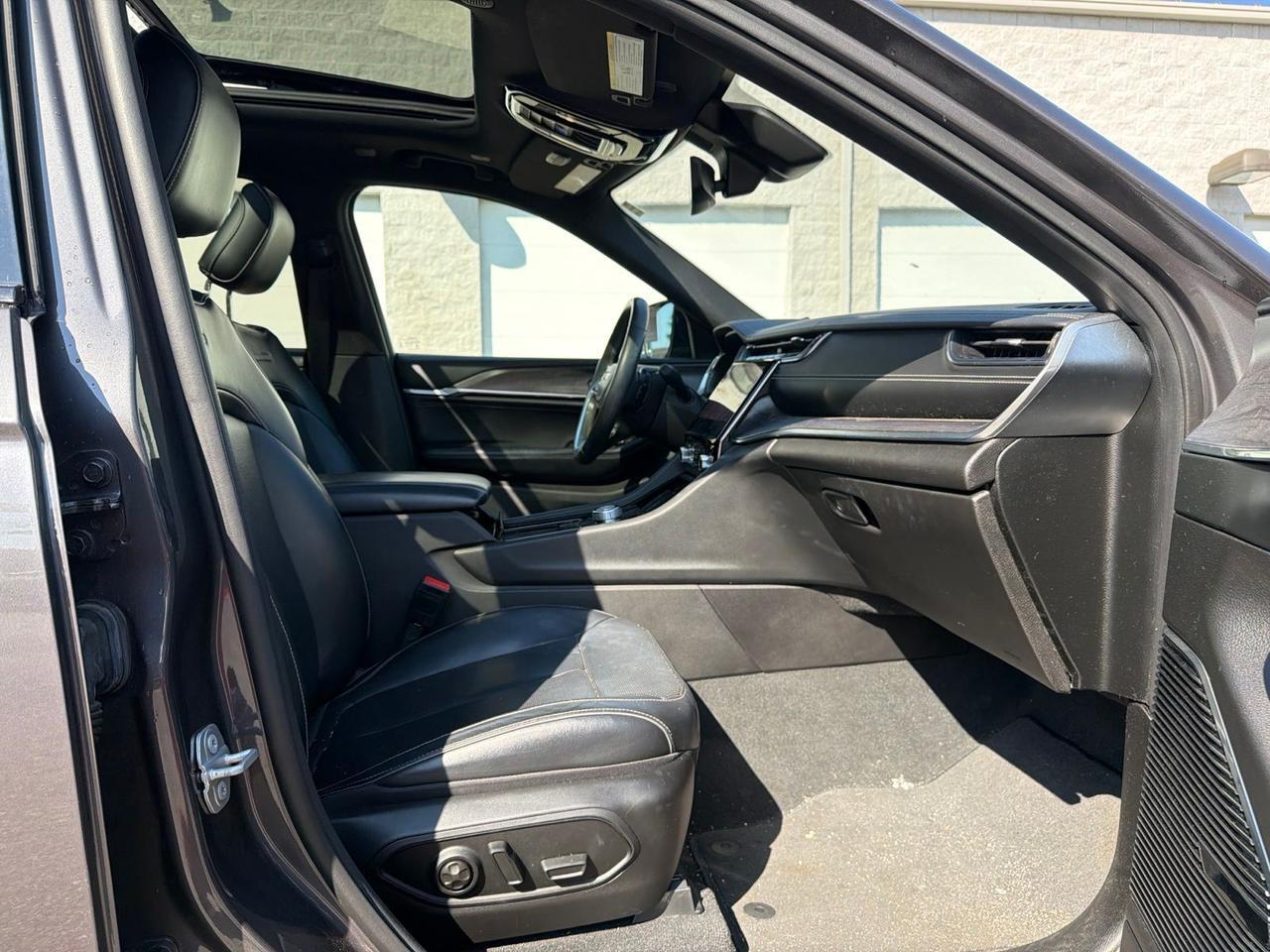 2022 Jeep Grand Cherokee Overland Ashland VA