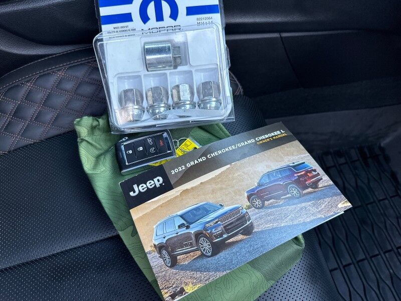2022 Jeep Grand Cherokee Summit 4WD Arlington VA